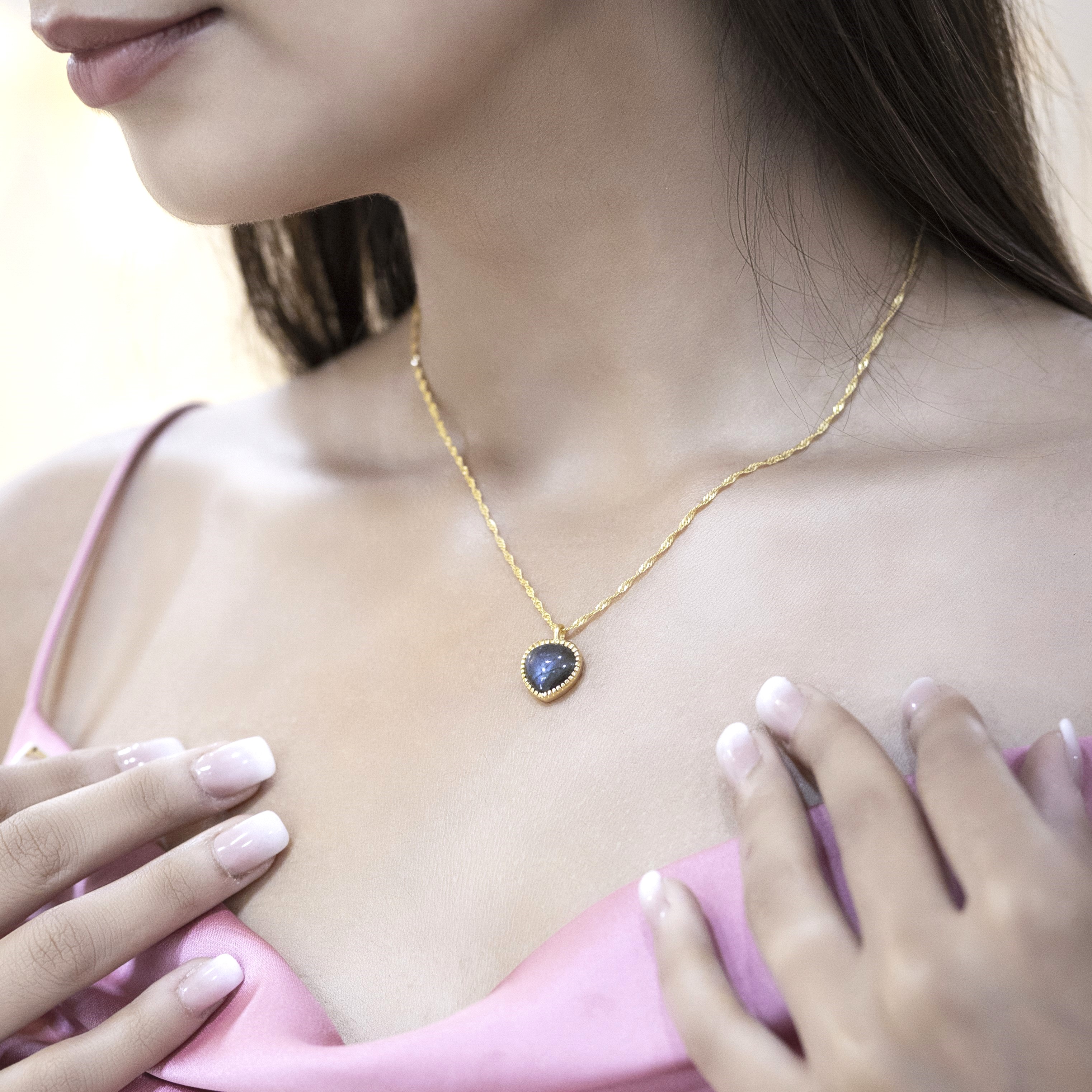 product alt image