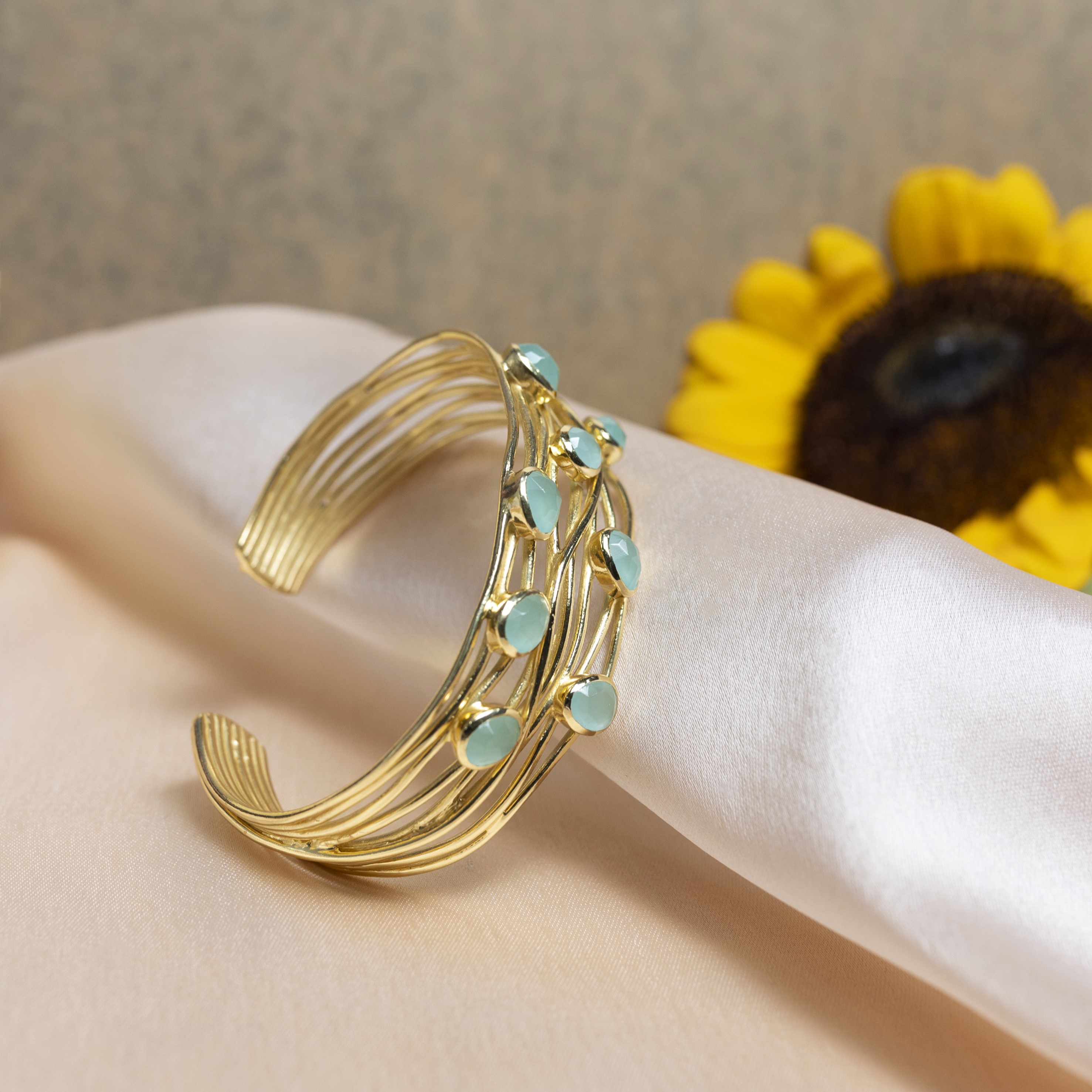 product alt image