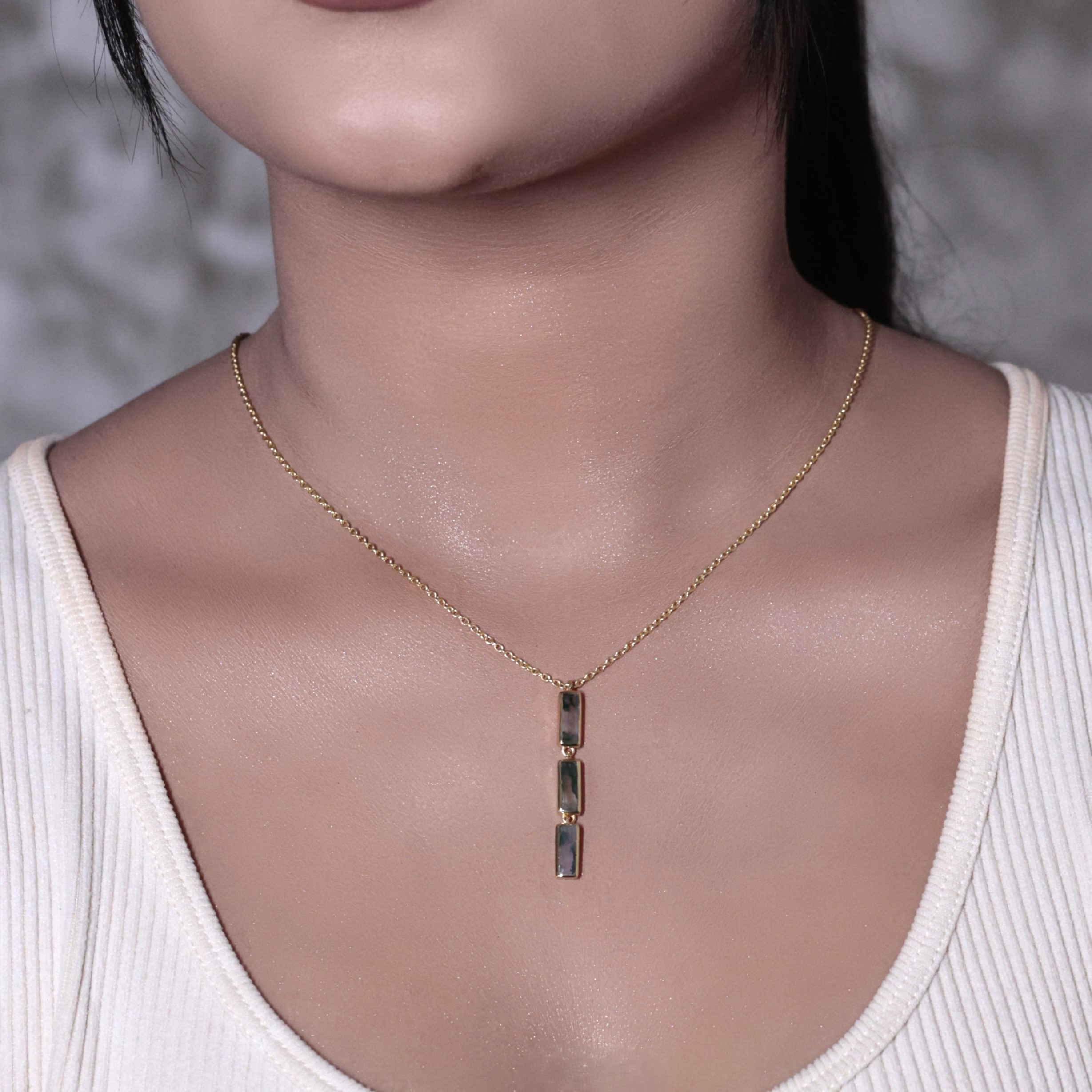 product alt image
